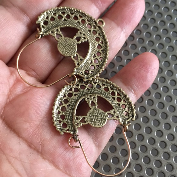 🖤NEW earrings - Picture 6 of 10